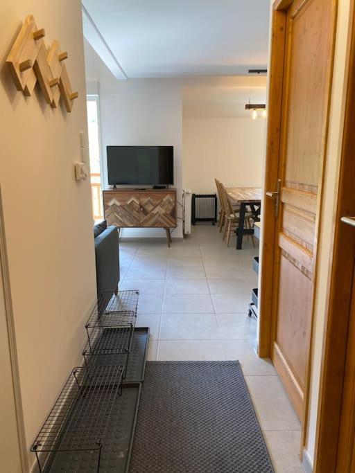 Charmant T4 Duplex Vue Montagne Loudenvielle Luaran gambar