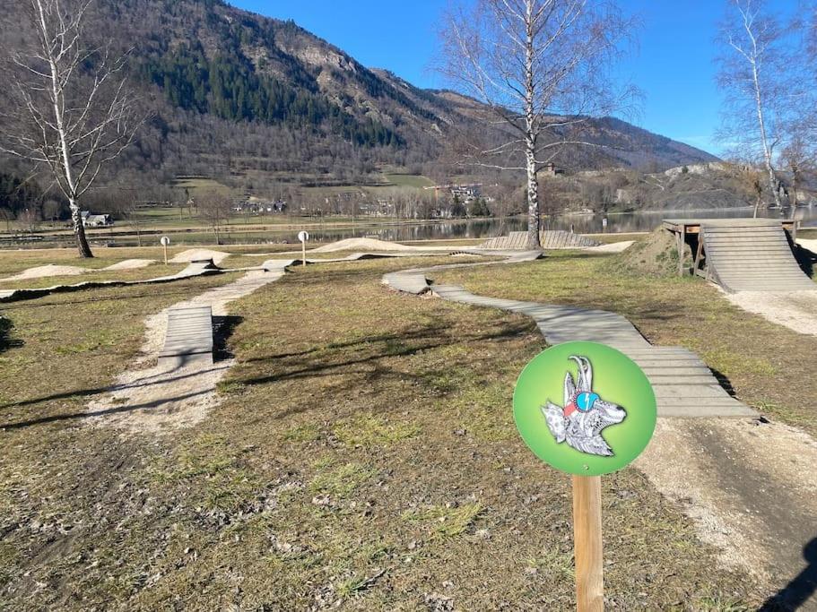 Charmant T4 Duplex Vue Montagne Loudenvielle Luaran gambar