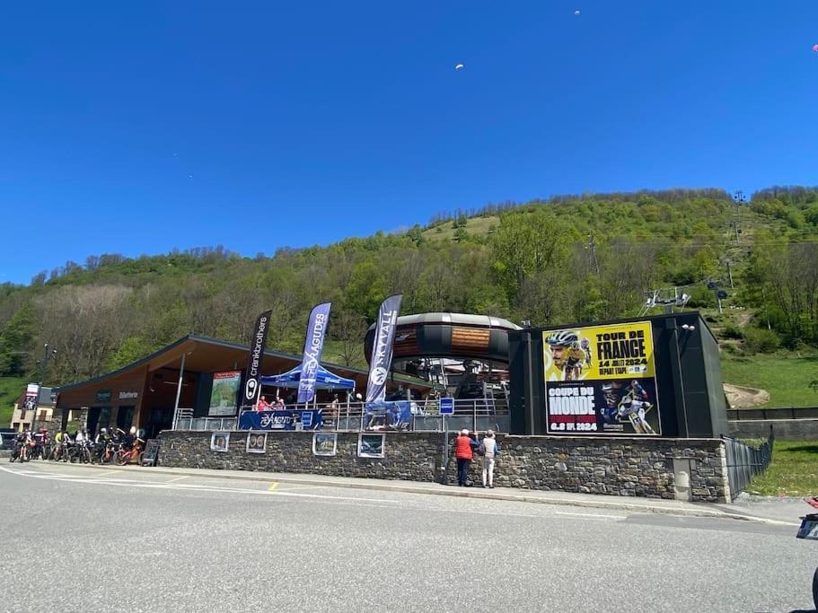 Charmant T4 Duplex Vue Montagne Loudenvielle Luaran gambar